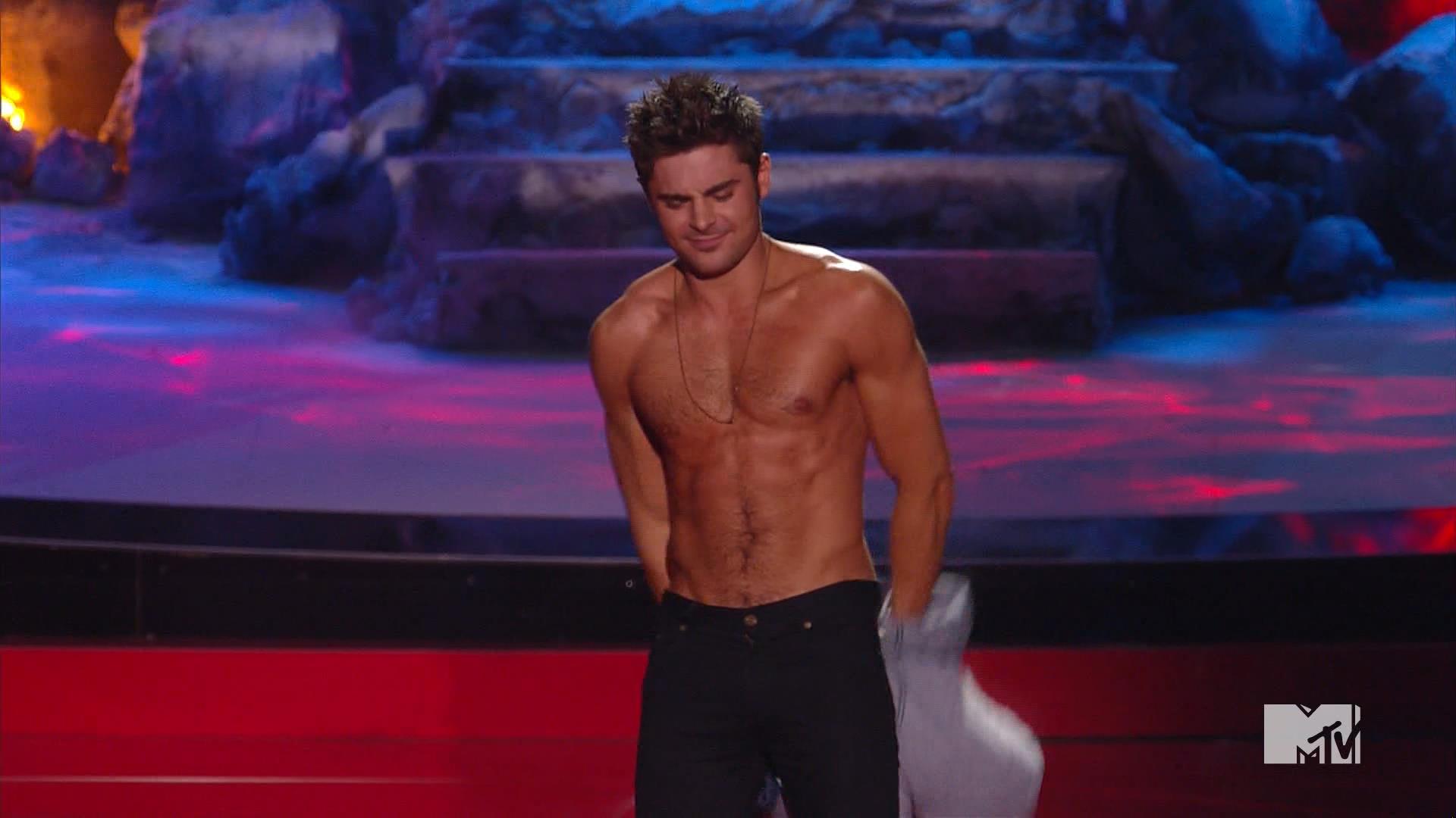 Zac Efron 4