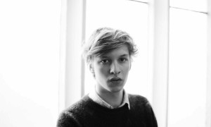 george_ezra_2400_1600_50_s