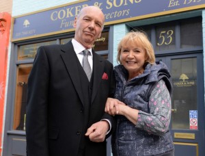 pam-and-les-coker4-1