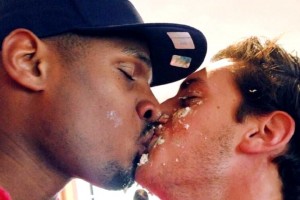 153791872_sam_698399b