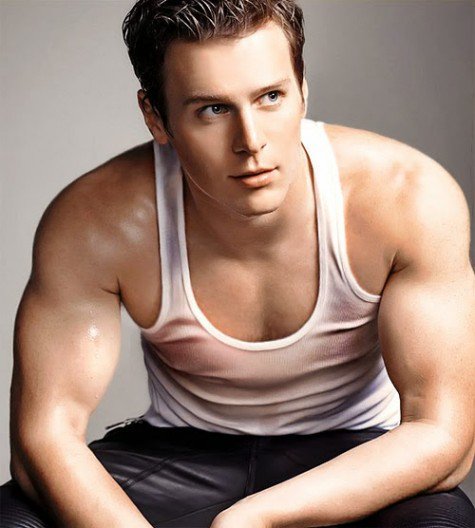 jonathan-groff-out-magazine-biceps-2014-475x528