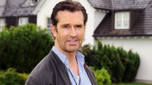 gty_rupert_everett_dm_120917_wblog