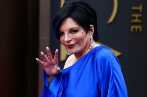 Liza-Minelli-at-the-Oscars