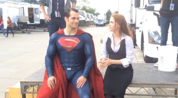 Batman-V-Superman-Dawn-Of-Justice-Henry-Cavill-Amy-Adams-e1409085239606