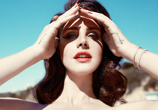 lana-del-rey-that-grape-juice-she-is-diva