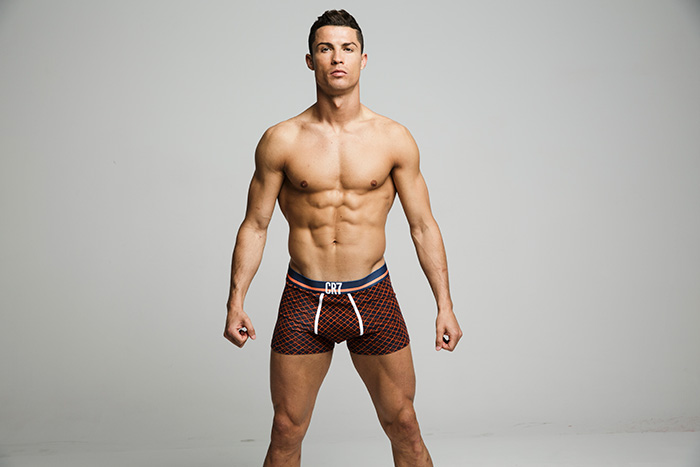 CR7 4