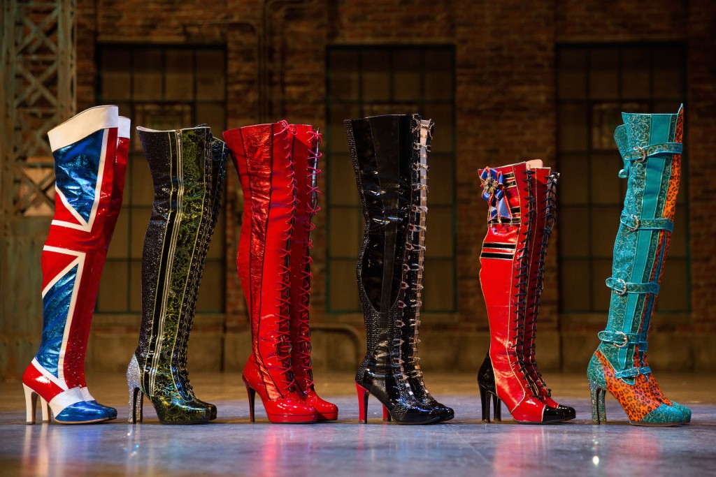 Kinky Boots - Boots photo Matthew Murphy