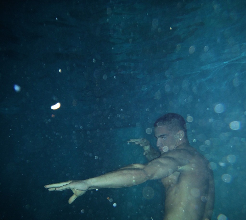 LOG-UNDERWATER-INSTA-4-1024x913