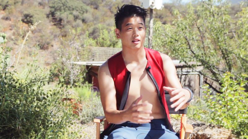 teenvogue_all-access-breakout-star-ki-hong-lee-shares-secrets-from-the-set-of-maze-runner