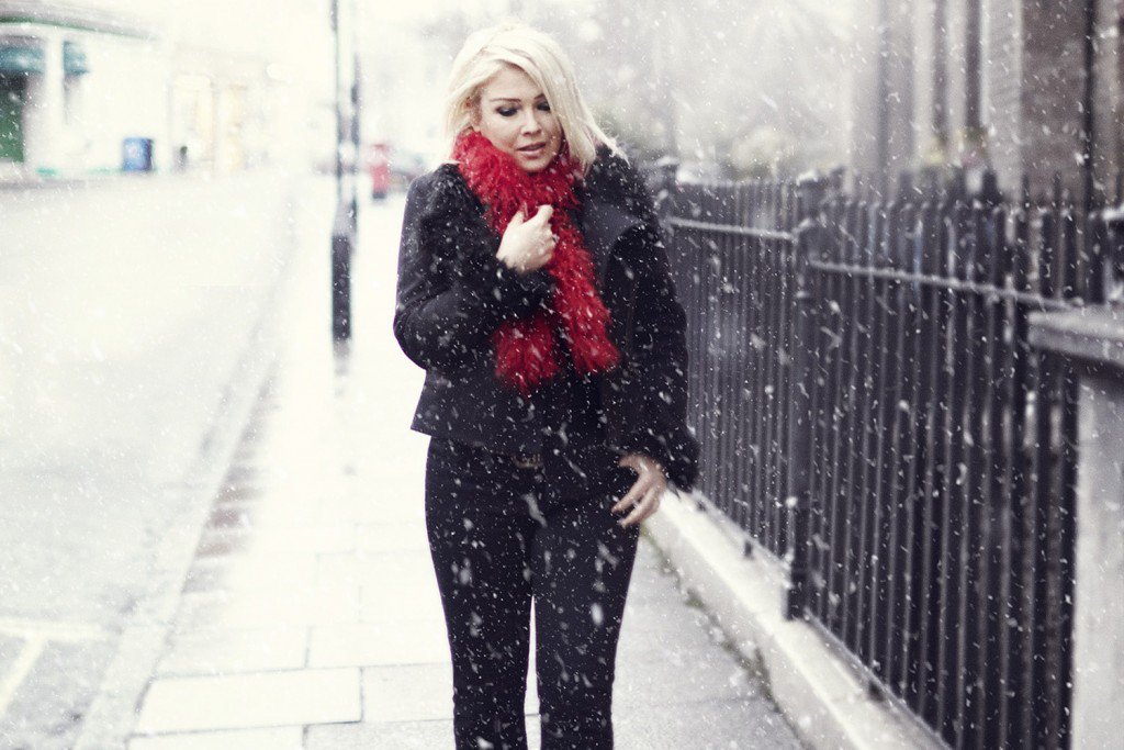 kim-wilde-in-winter