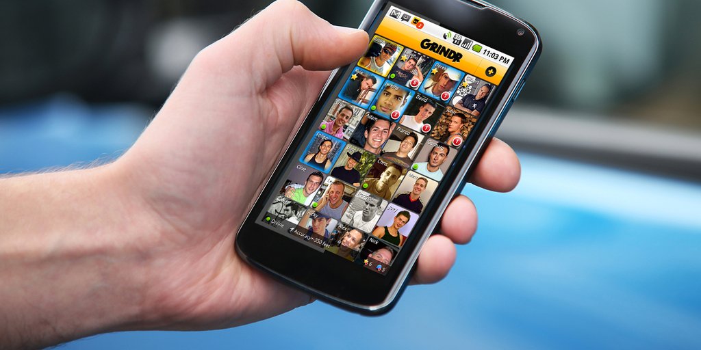 grindr_hand