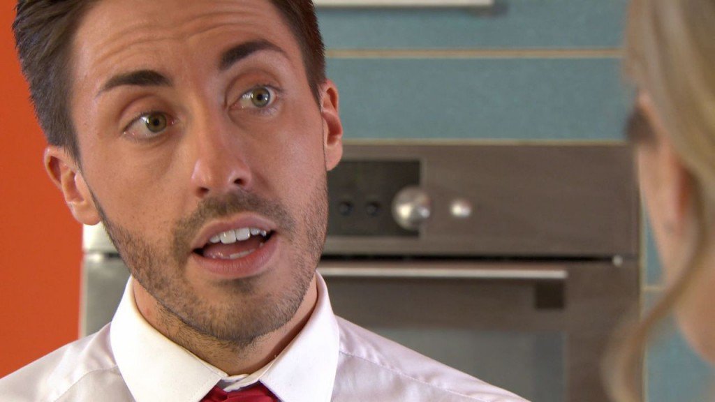 HOLLYOAKS SCOTT