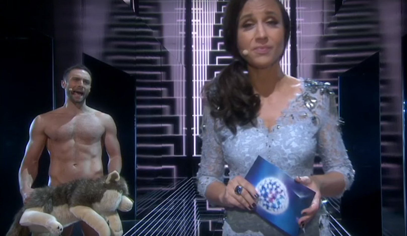 Eurovision S Måns Zelmerlöw Appears Naked On Stage Speaks Out Against Anti Gay Laws Attitude
