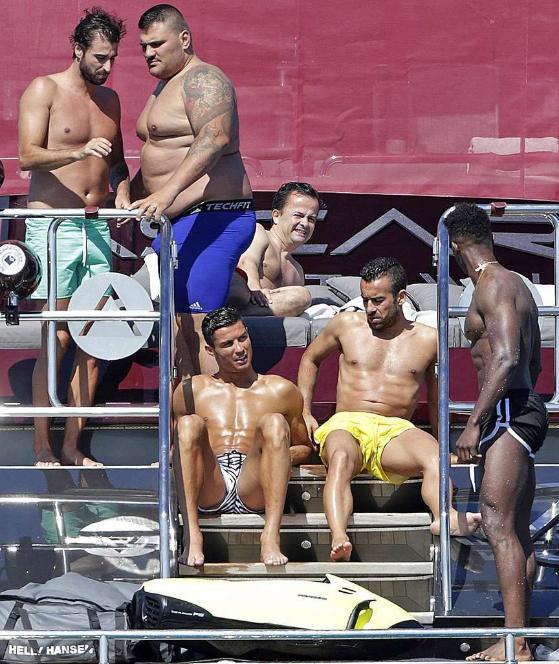 German paper appears to question Cristiano Ronaldo's sexuality for having  men on his yacht - Attitude