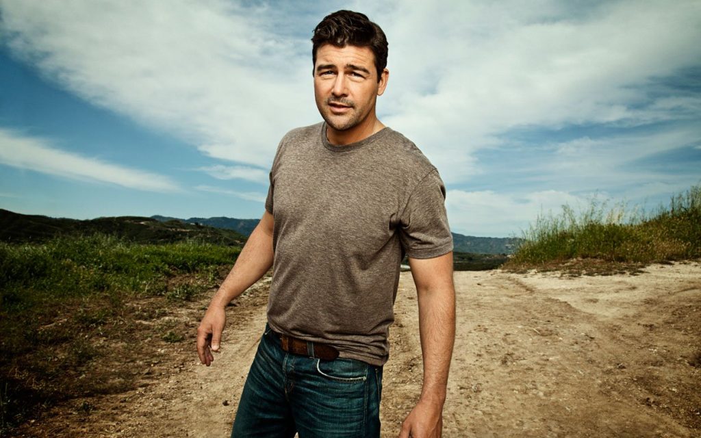 12-29-kyle-chandler-ftr