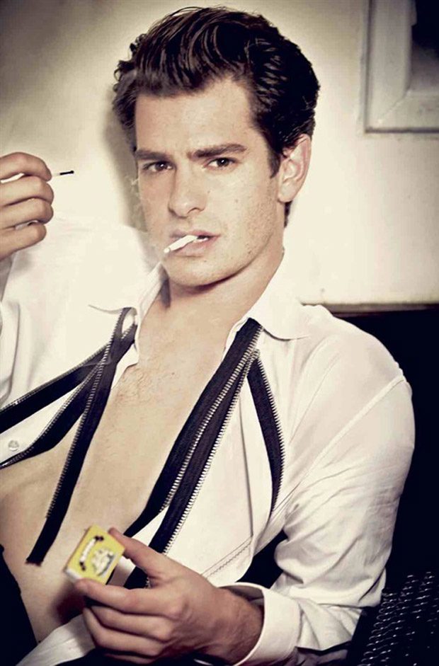 Andrew-Garfield-LUomo-Vogue-Ellen-Von-Unwerth-05-620x941