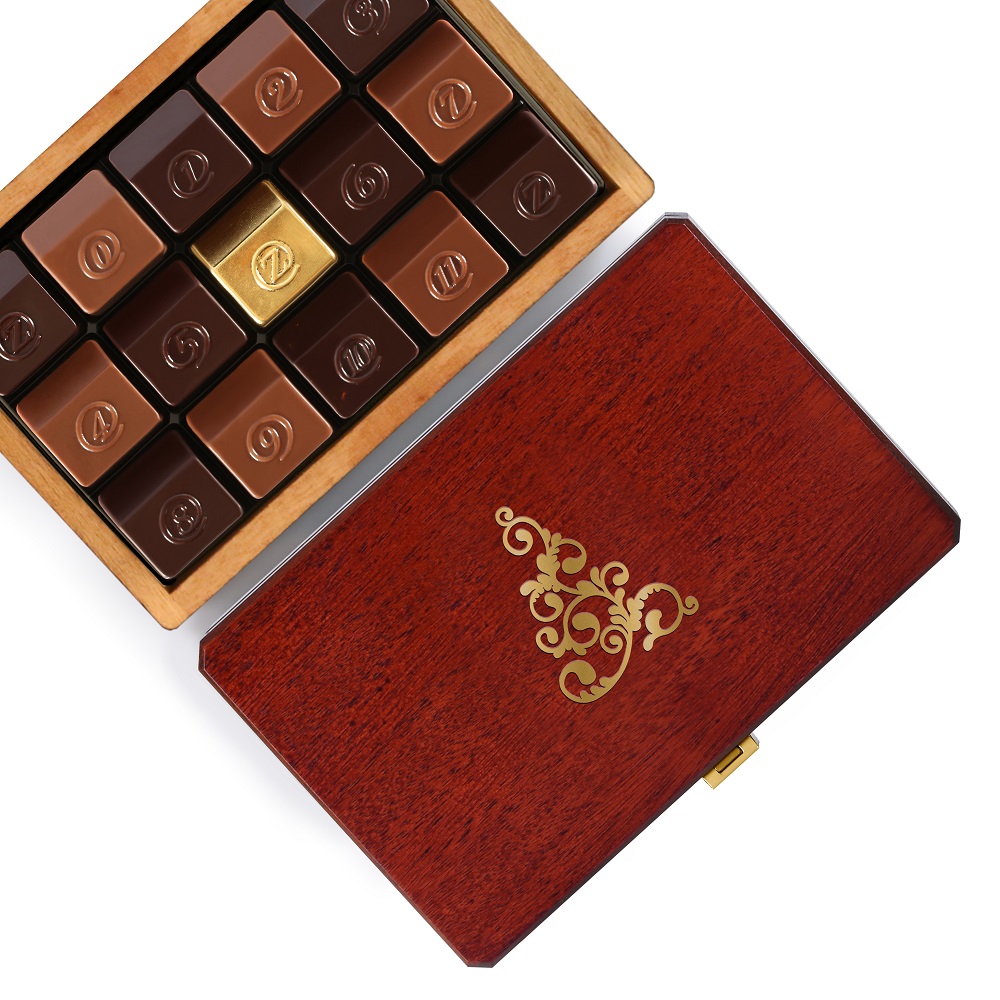 holiday-sapphire-gold-1pc