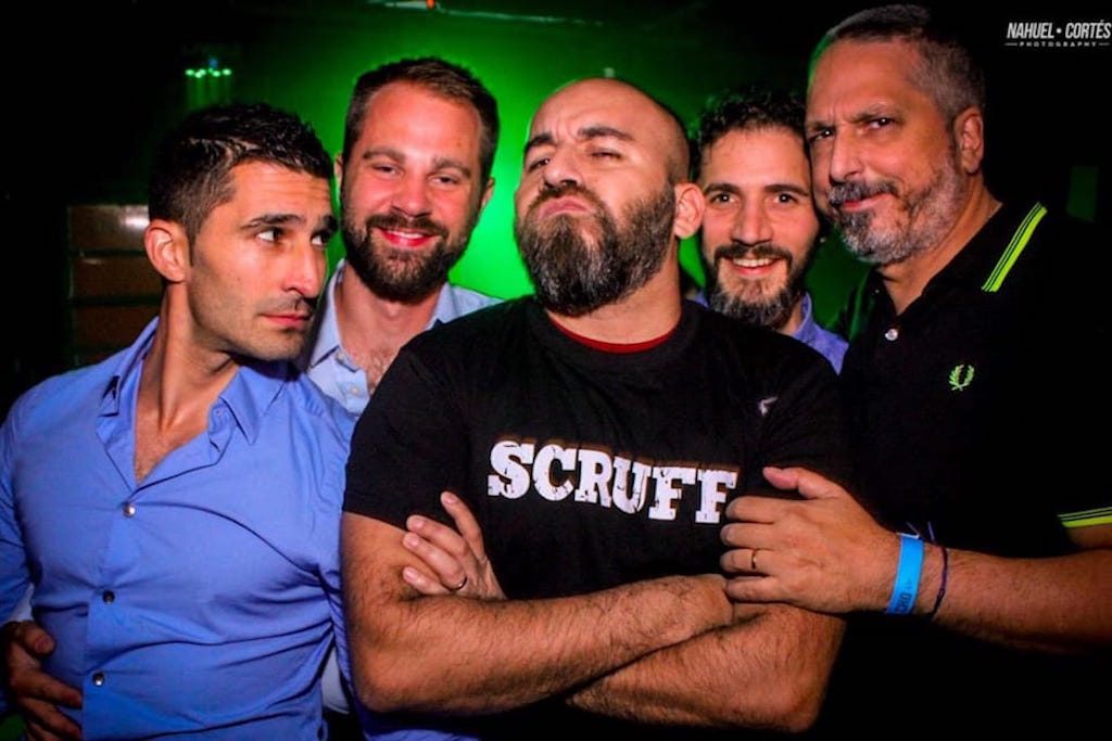 contramanos-bear-night-party-buenos-aires-stefan-with-friends