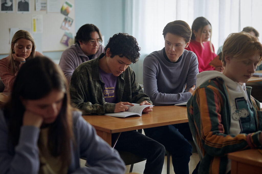 Omar Rudberg (left) and Edvin Ryding in Young Royals season 2