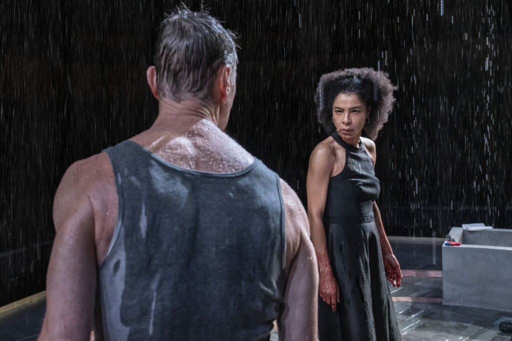 Sophie Okonedo and Ben Daniels in Medea (Image: Johan Persson)