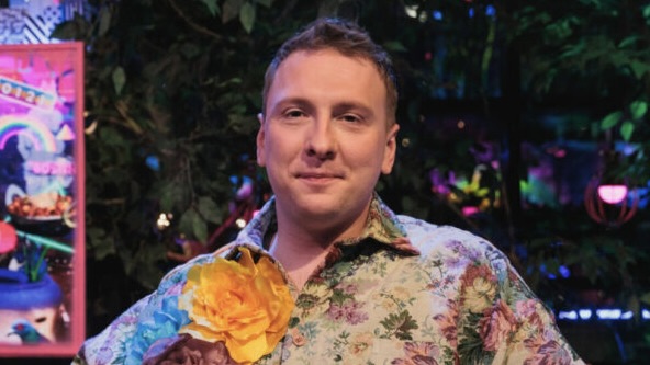 Joe Lycett on his Late Night Lycett show.