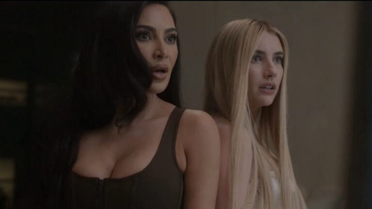 Kim Kardashian and Emma Roberts in American Horror Story: Delicate