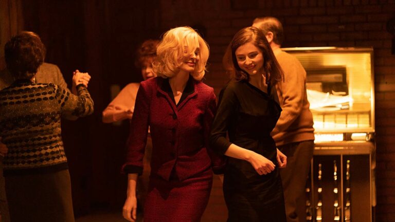 Anna Hathaway and Thomasin McKenzie in Eileen (Image: Universal Pictures)