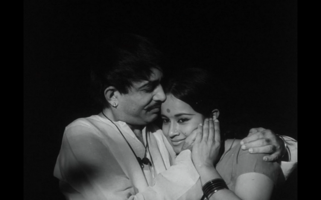 two people embracing, black and white