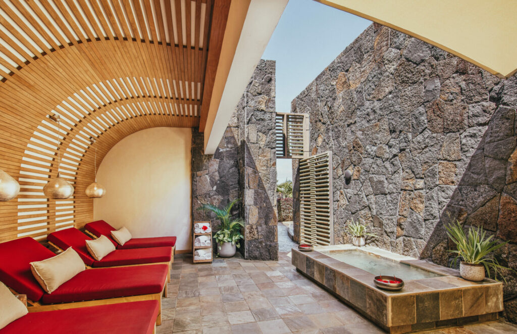 Long Beach Spa Cinq Mondes