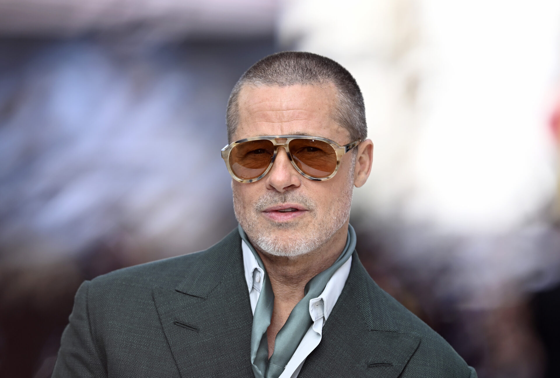 Brad Pitt at F1: The Movie European Premier wearing sunglasses (Image: Getty)