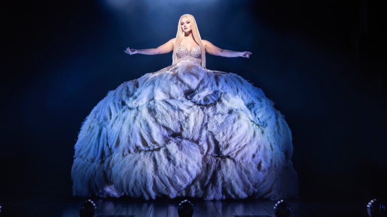 Jess Folley as Ali Rose in Burlesque (Image: Pamela Raith Photography)