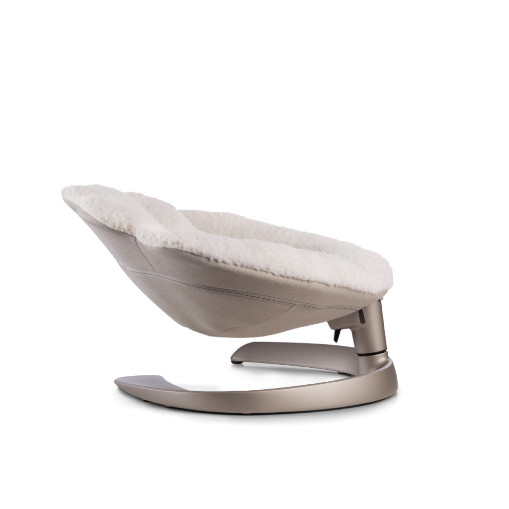 Product shot of the Tavo Shell bed