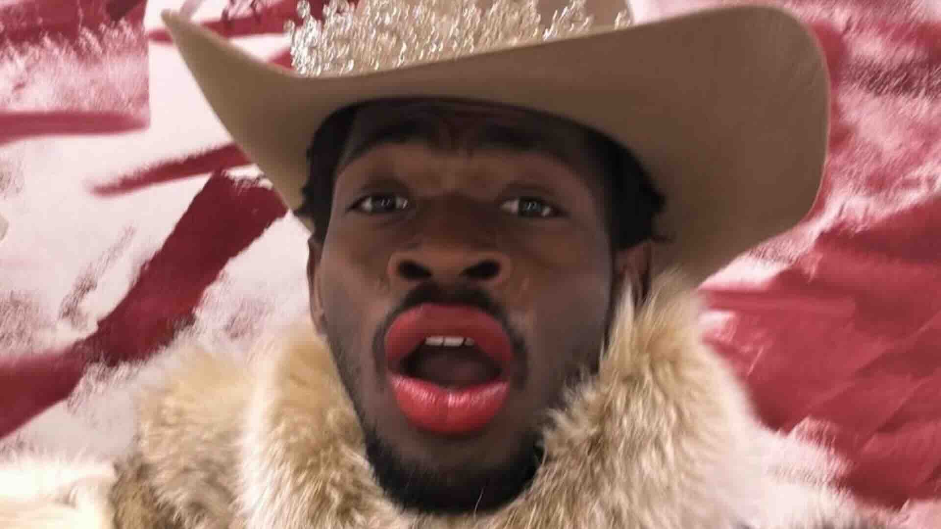 Lil Nas X selfie