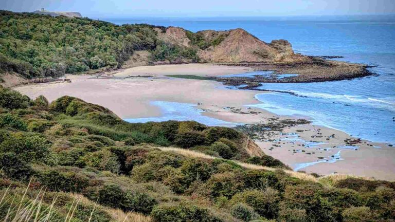 Cayton Bay beach in Yorkshire