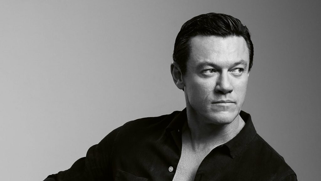 Luke Evans in black and white