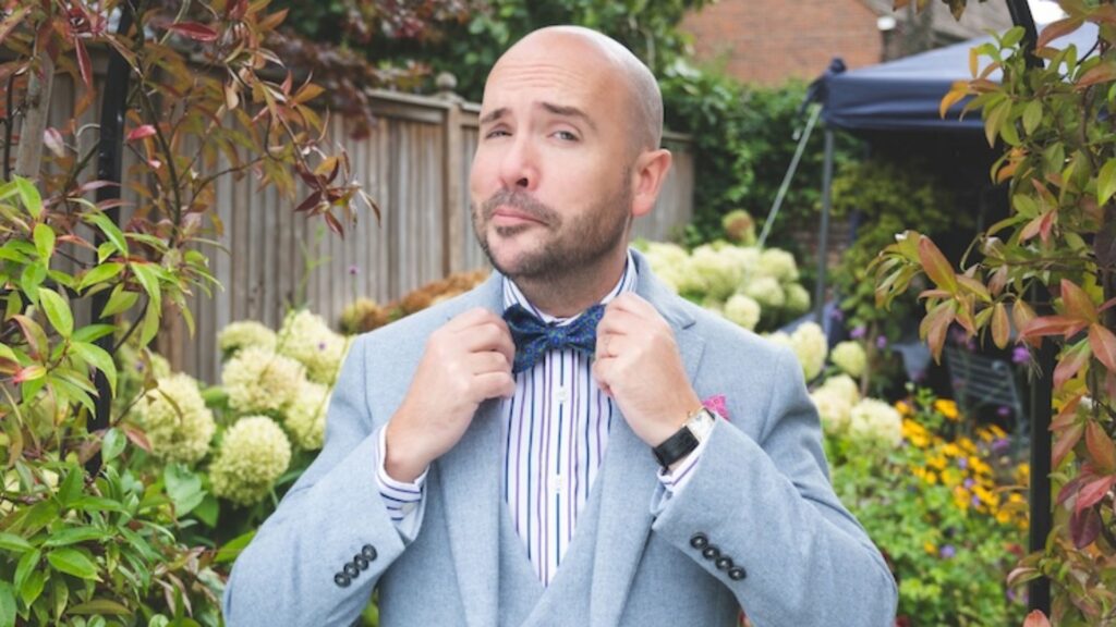 tom-allen-wins-the-comedy-award-at-the-attitude-awards-2025-attitude