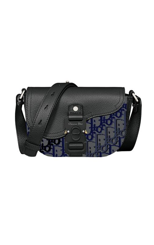 A product shot of the Dior mini saddle messenger bag for men