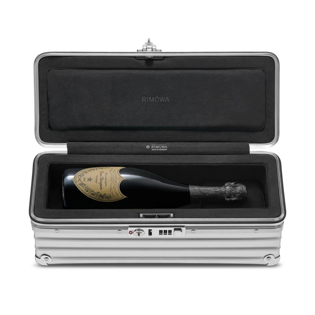 A product shot of the RIMOWA classic one bottle case featured in Attitude's 2025 luxury gift guide