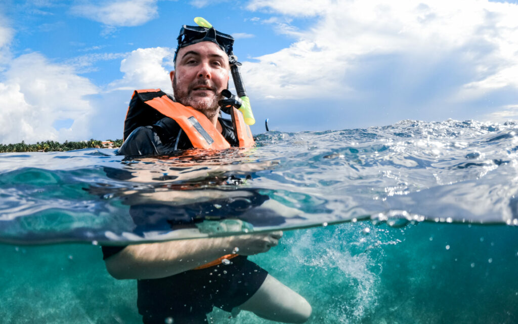 Attitude's Dale Fox in Mexico