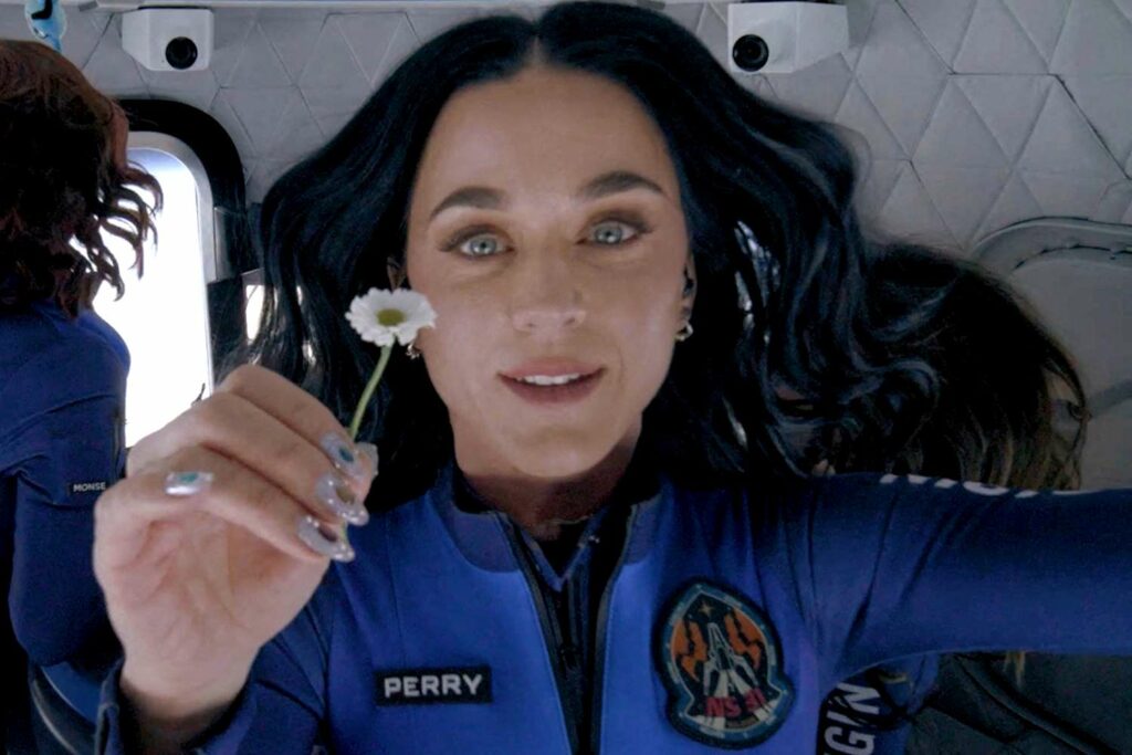 Katy Perry in space 