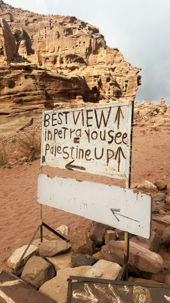Jordan sign "best view"