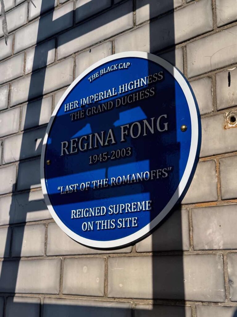 Blue plaque honouring the late Regina Fong at the Black Cap
