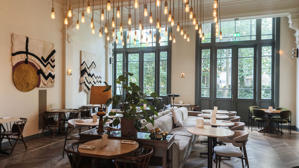 Bonboon vegan restaurant within Hotel Mercier