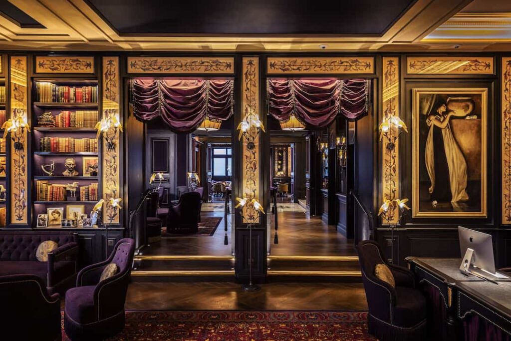 Gothic Getaway L'oscar in London