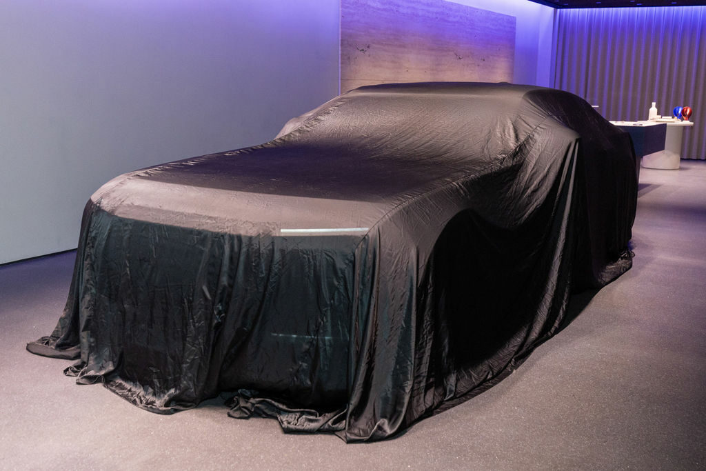 Jaguar Type 01 under silk